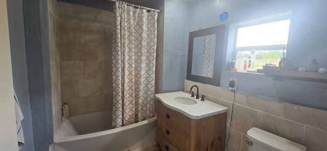 110 Dr Ibrahim Ln, Summertown, TN 38483