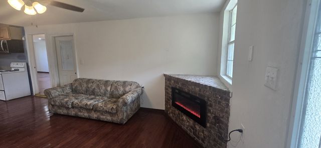 110 Dr Ibrahim Ln, Summertown, TN 38483