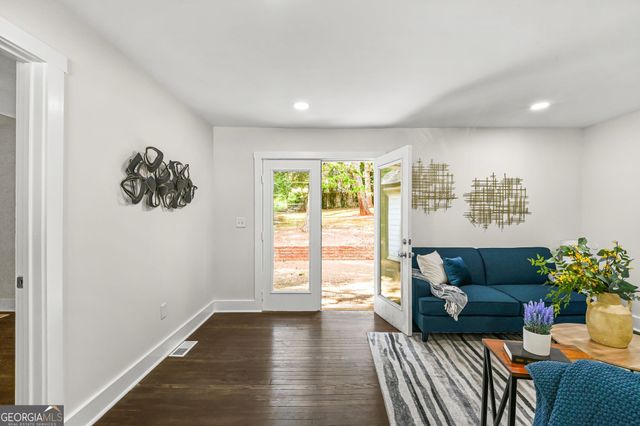 1397 David Circle, Decatur, GA 30032