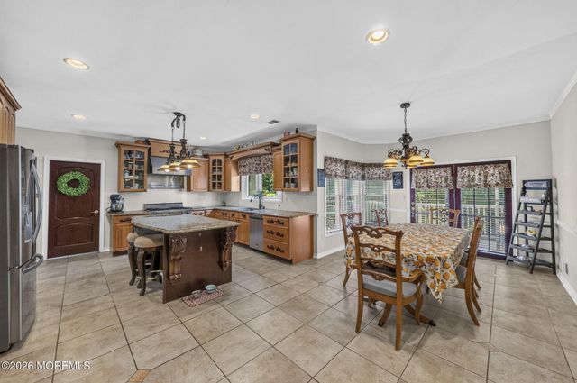 425 Iron Bridge Road, Freehold, NJ 07728