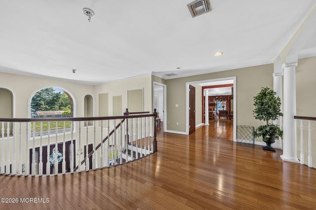 425 Iron Bridge Road, Freehold, NJ 07728