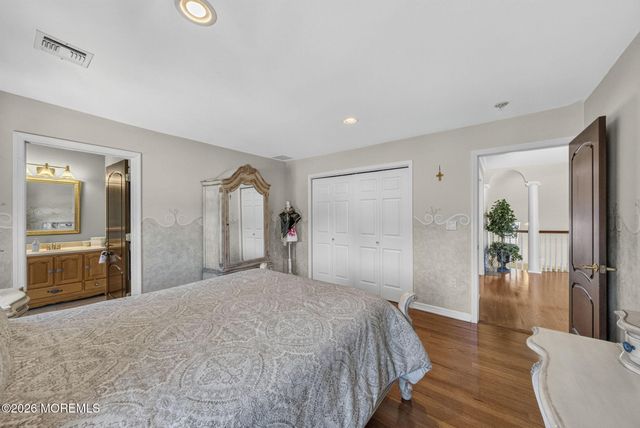 425 Iron Bridge Road, Freehold, NJ 07728