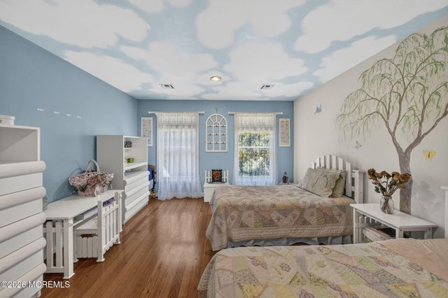 425 Iron Bridge Road, Freehold, NJ 07728