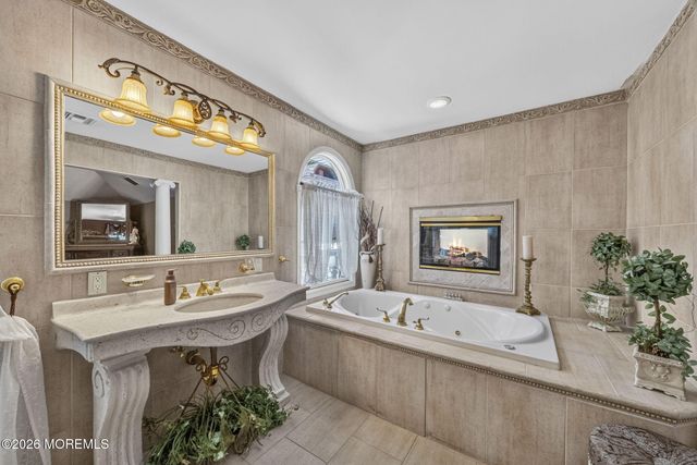 425 Iron Bridge Road, Freehold, NJ 07728