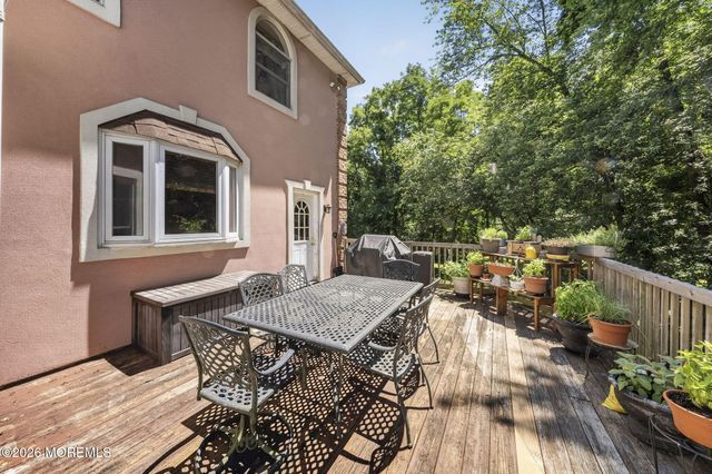 425 Iron Bridge Road, Freehold, NJ 07728