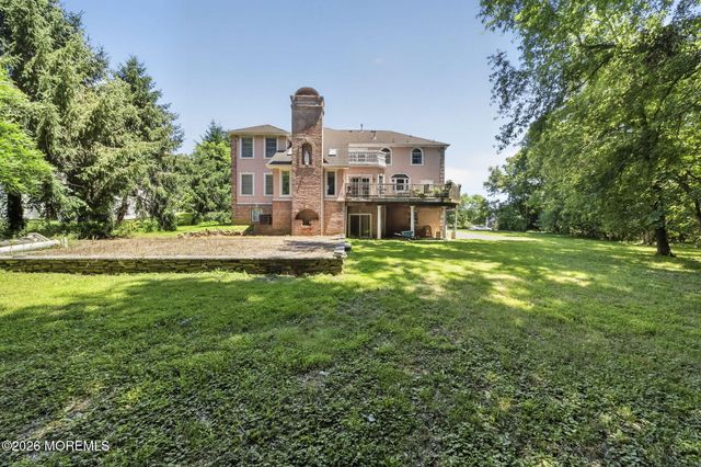 425 Iron Bridge Road, Freehold, NJ 07728