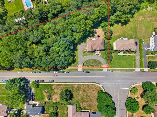 425 Iron Bridge Road, Freehold, NJ 07728