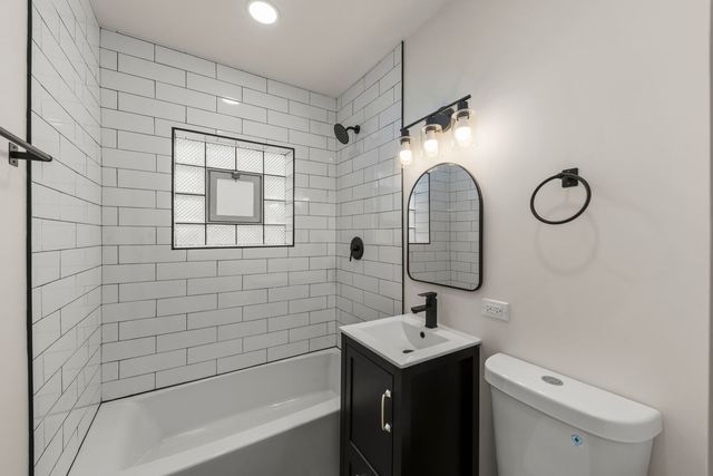 3748 W 54th Street, Chicago, IL 60632