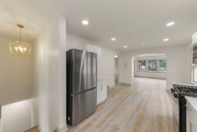 3748 W 54th Street, Chicago, IL 60632