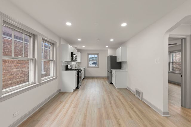 3748 W 54th Street, Chicago, IL 60632