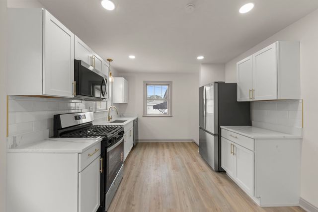 3748 W 54th Street, Chicago, IL 60632
