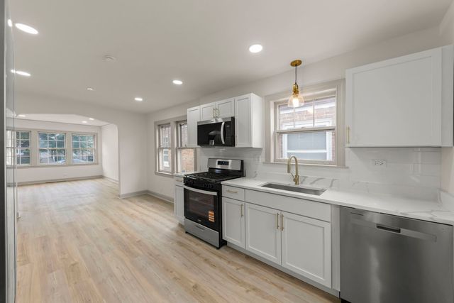 3748 W 54th Street, Chicago, IL 60632