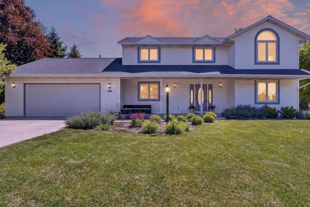 4577 Hunters Glen DRIVE, Sheboygan, WI 53083