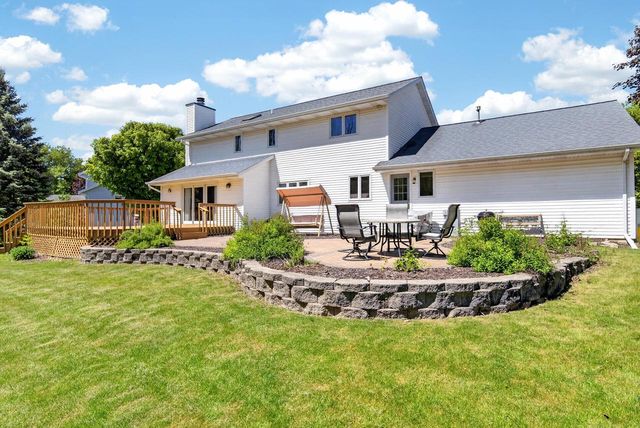 4577 Hunters Glen DRIVE, Sheboygan, WI 53083