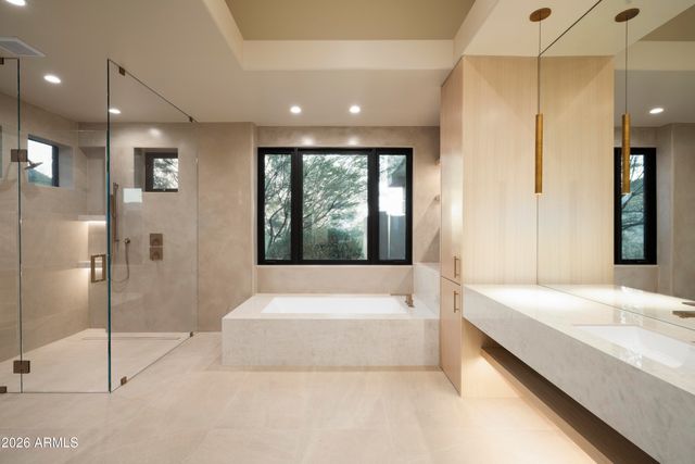 7473 N 58TH Place, Paradise Valley, AZ 85253