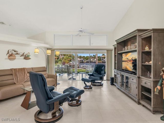 111 Morning Star Cay, Naples, FL 34114