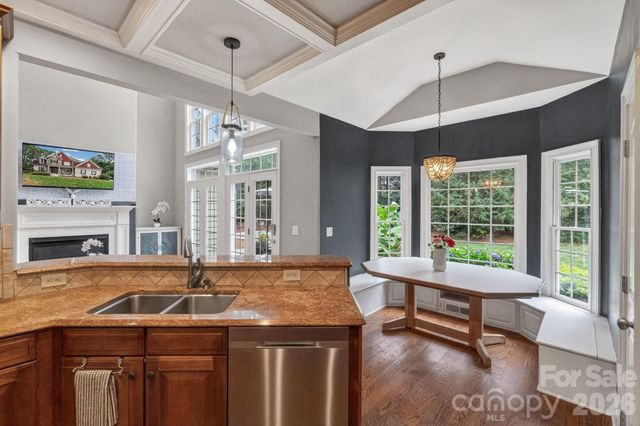 173 Yellow Jacket Circle, Mooresville, NC 28117