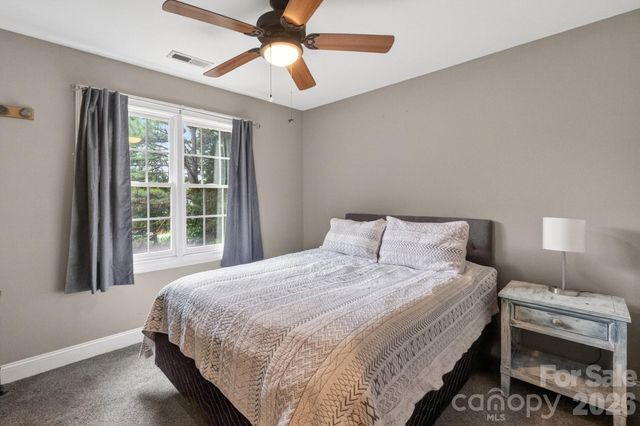 173 Yellow Jacket Circle, Mooresville, NC 28117