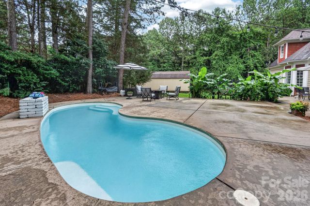 173 Yellow Jacket Circle, Mooresville, NC 28117