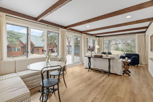 8508 Waters Edge Drive, Chanhassen, MN 55317