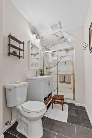 8508 Waters Edge Drive, Chanhassen, MN 55317