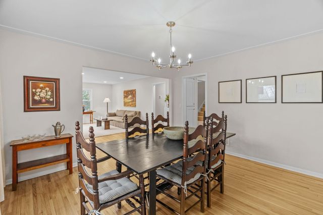 8508 Waters Edge Drive, Chanhassen, MN 55317