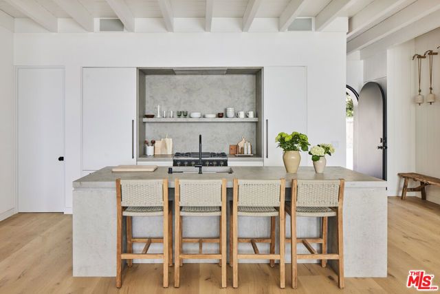 27356 Escondido Beach Road Highway, Malibu, CA 90265