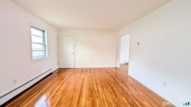 14 Fairview Drive 4, Danbury, CT 06810
