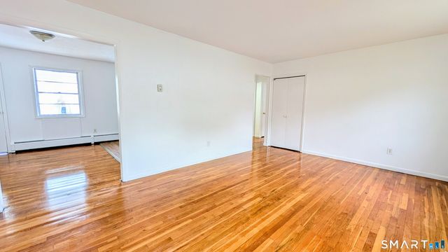 14 Fairview Drive 4, Danbury, CT 06810