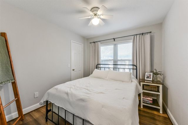 4010 Spring Branch Drive W, Pearland, TX 77584