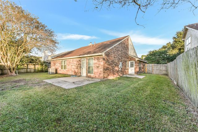 4010 Spring Branch Drive W, Pearland, TX 77584