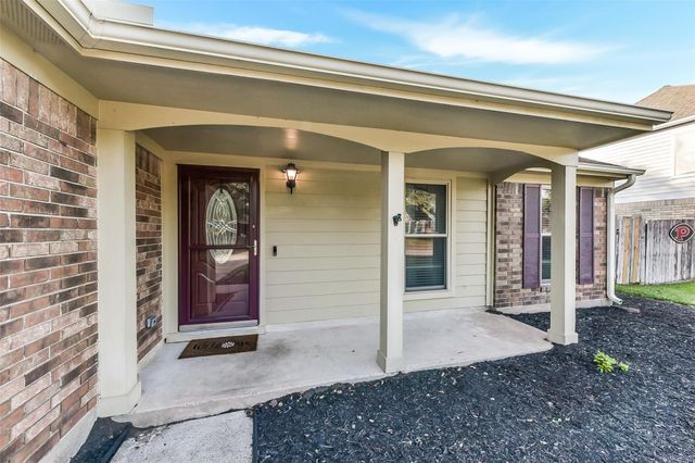 4010 Spring Branch Drive W, Pearland, TX 77584