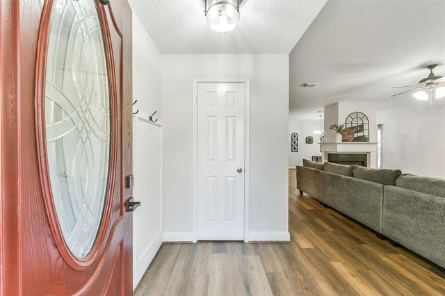 4010 Spring Branch Drive W, Pearland, TX 77584