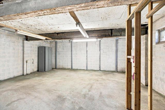 339 LINCOLN Avenue, Council Bluffs, IA 51503