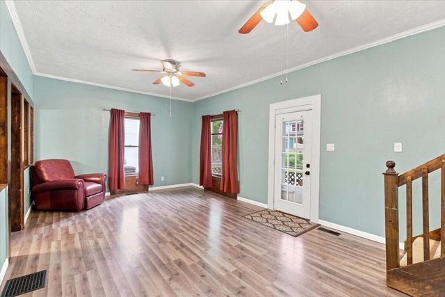 339 LINCOLN Avenue, Council Bluffs, IA 51503