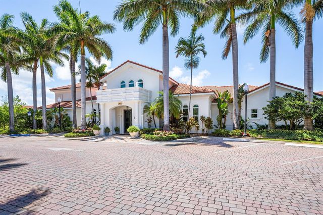 1013 VILLA Circle, Boynton Beach, FL 33435