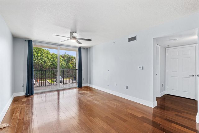1013 VILLA Circle, Boynton Beach, FL 33435