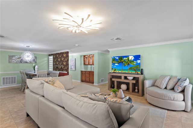 12352 83RD AVENUE, Seminole, FL 33772
