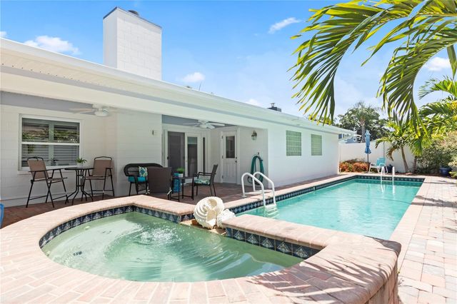 12352 83RD AVENUE, Seminole, FL 33772