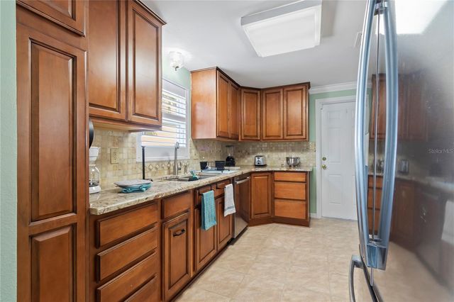 12352 83RD AVENUE, Seminole, FL 33772