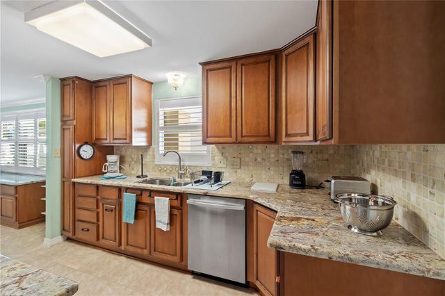 12352 83RD AVENUE, Seminole, FL 33772