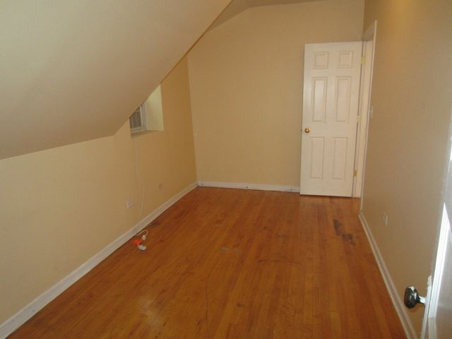 2911 N TROY Street, Chicago, IL 60618