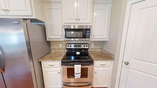 106 Erie Drive, Dothan, AL 36301