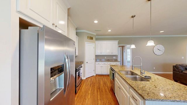 106 Erie Drive, Dothan, AL 36301