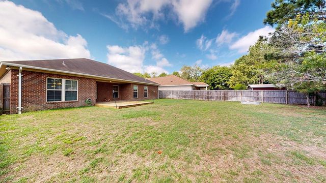 106 Erie Drive, Dothan, AL 36301
