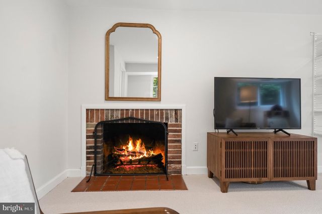 1504 DARE CT, Alexandria, VA 22308