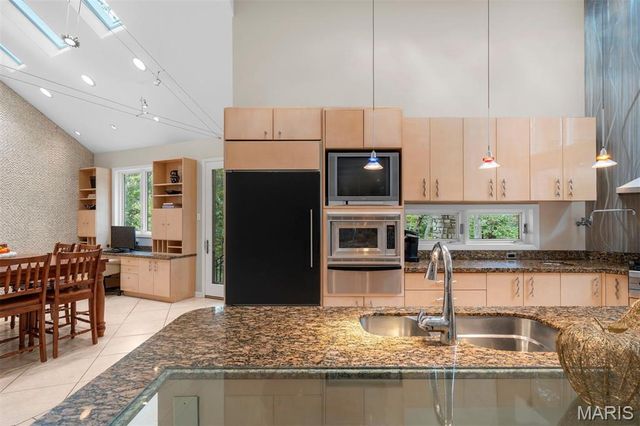 1800 W Adams Avenue, Kirkwood, MO 63122