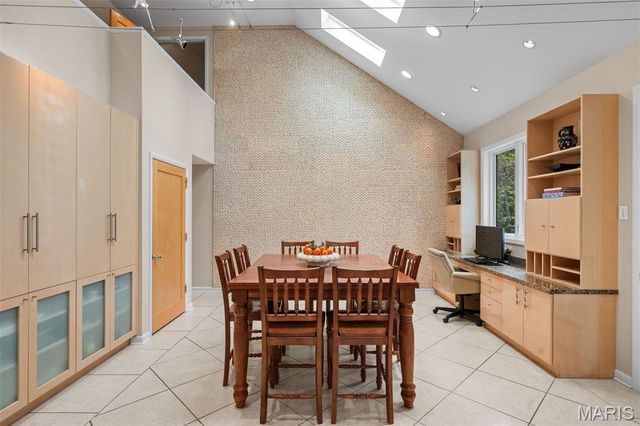 1800 W Adams Avenue, Kirkwood, MO 63122