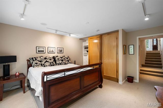 1800 W Adams Avenue, Kirkwood, MO 63122