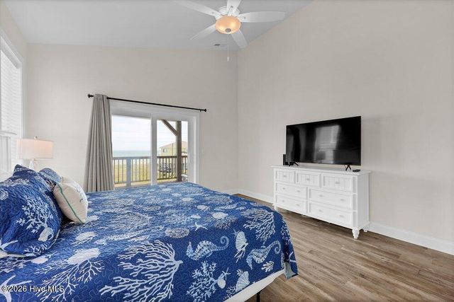 1079 New River Inlet Road, Sneads Ferry, NC 28460